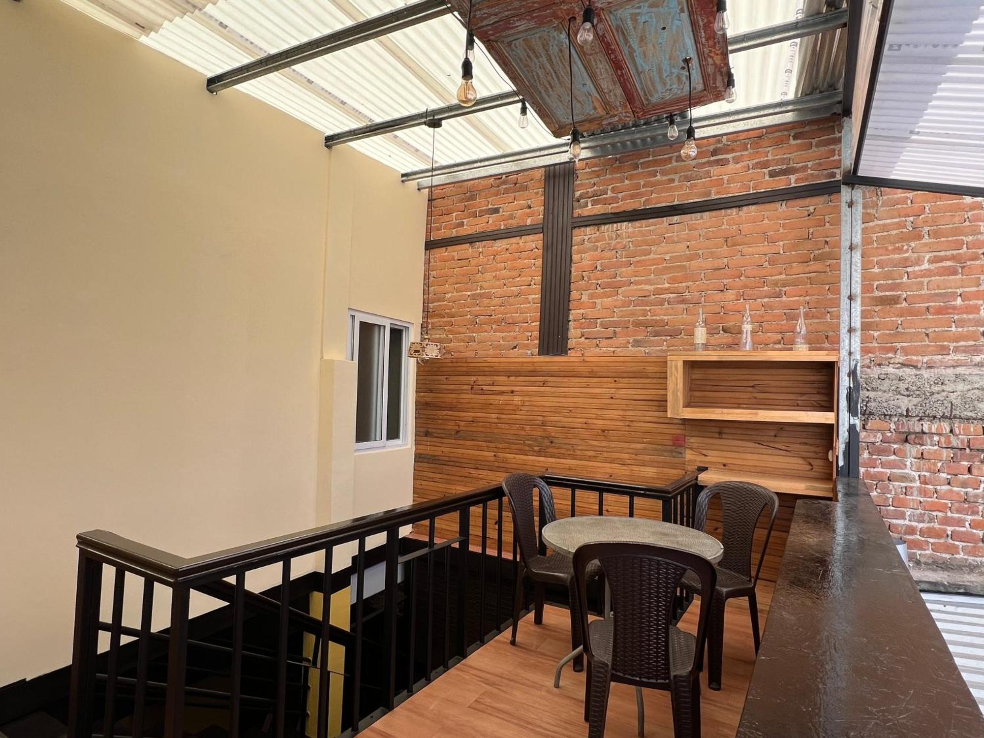 C&M Exclusive Private Rooms Quetzaltenango Ngoại thất bức ảnh